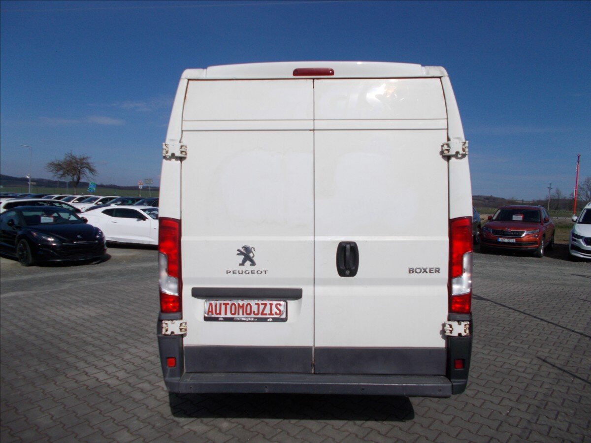 Peugeot Boxer Skříň 2,0 l 120 kw