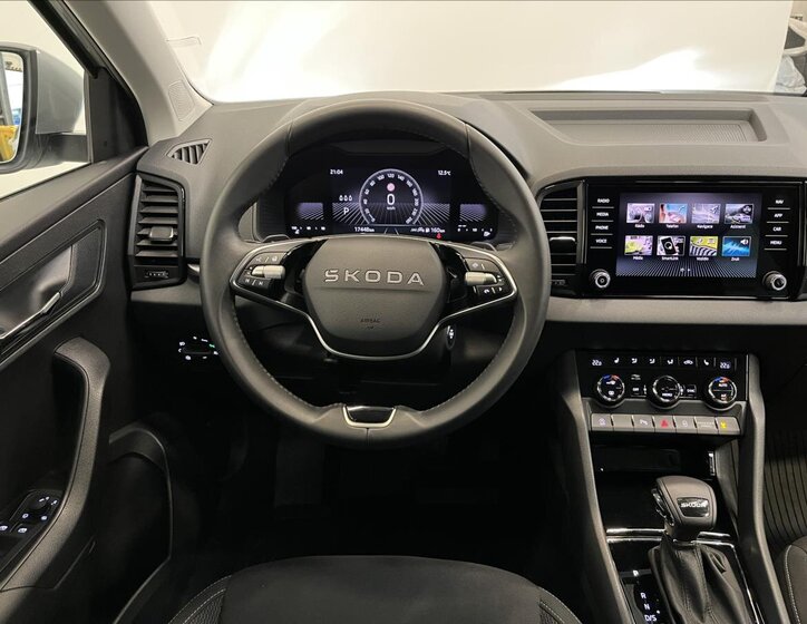 Škoda Karoq SUV 1,5 l 110 kw