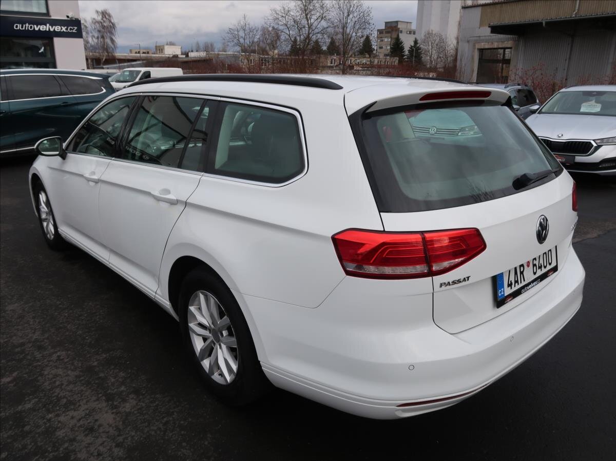 Volkswagen Passat Kombi 2,0 l 110 kw