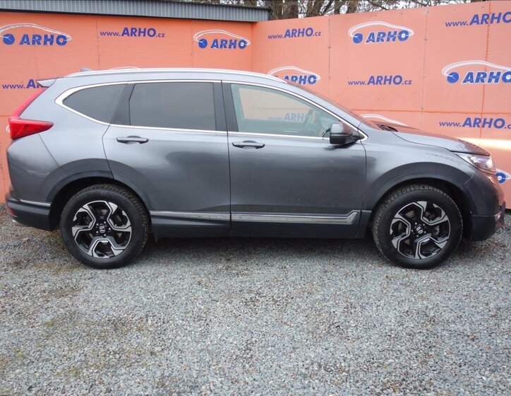 Honda CR-V 8