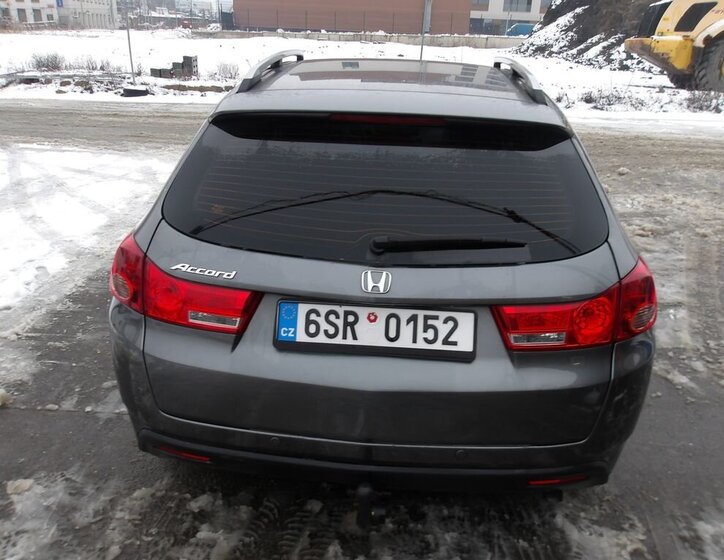 Honda Accord Kombi 2,2 l 110 kw