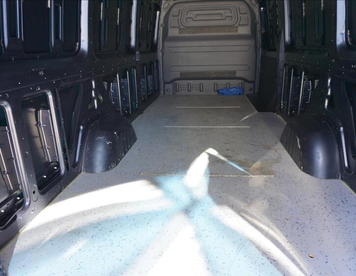 Mercedes-Benz Sprinter 10