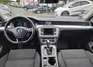 Volkswagen Passat 9