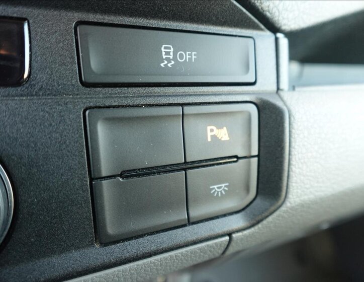 Volkswagen Crafter Ostatní 2,0 l 103 kw