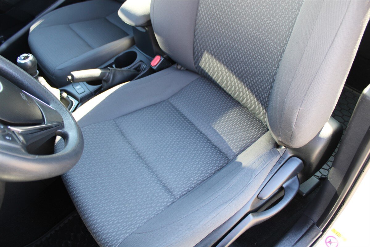 Toyota Corolla Sedan 1,6 l 97 kw