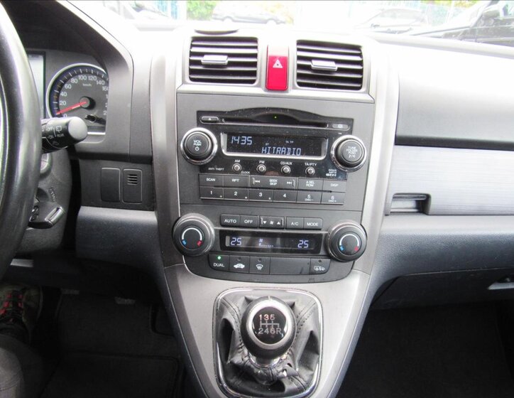 Honda CR-V SUV / Terénní 2,0 l 110 kw