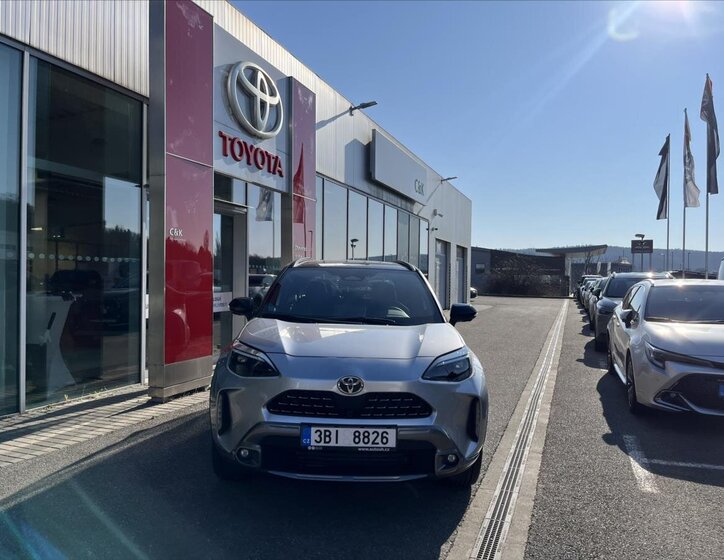 Toyota Yaris Cross 2