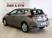 Toyota Auris Hatchback 1,2 l 85 kw