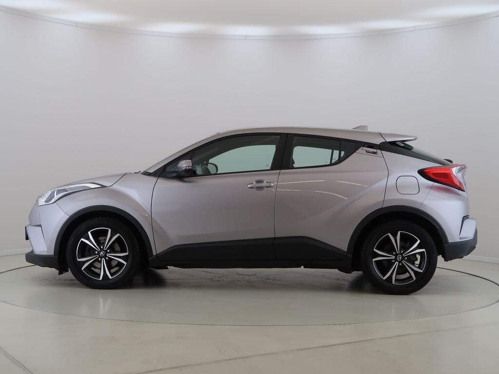 Toyota C-HR SUV / Terénní 1,8 l 72 kw