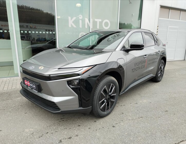 Toyota bZ4X SUV / Terénní 0,0 165 kw