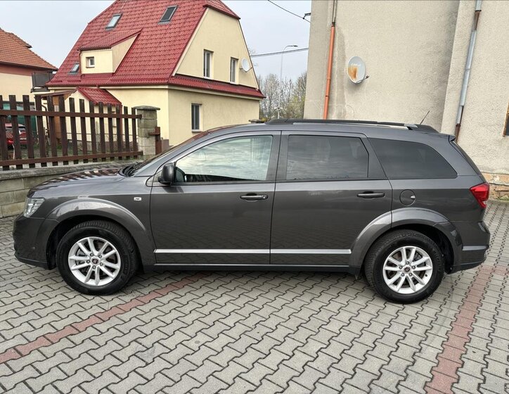 Fiat Freemont SUV / Terénní 2,0 l 103 kw