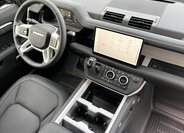 Land Rover Defender SUV / Terénní 3,0 l 147 kw