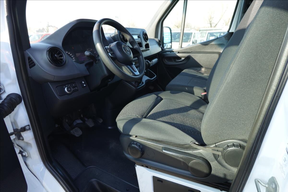 Mercedes-Benz Sprinter Sklápěč 2,1 l 105 kw