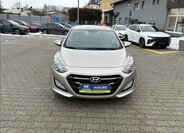 Hyundai i30 Kombi 1,6 l 99 kw