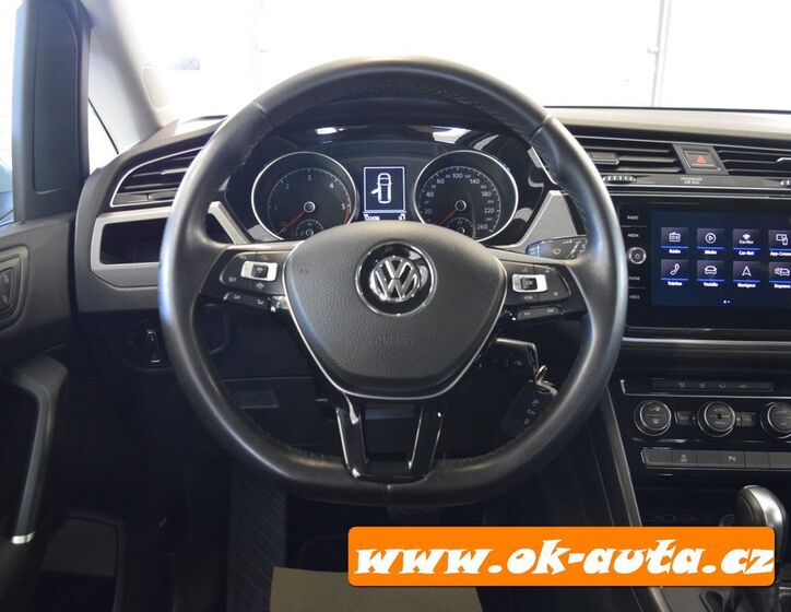 Volkswagen Touran 29