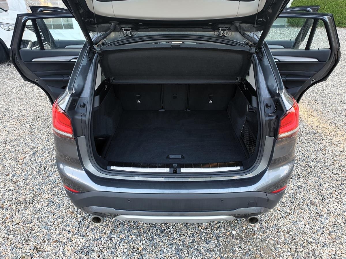 BMW X1 SUV 2,0 l 141 kw