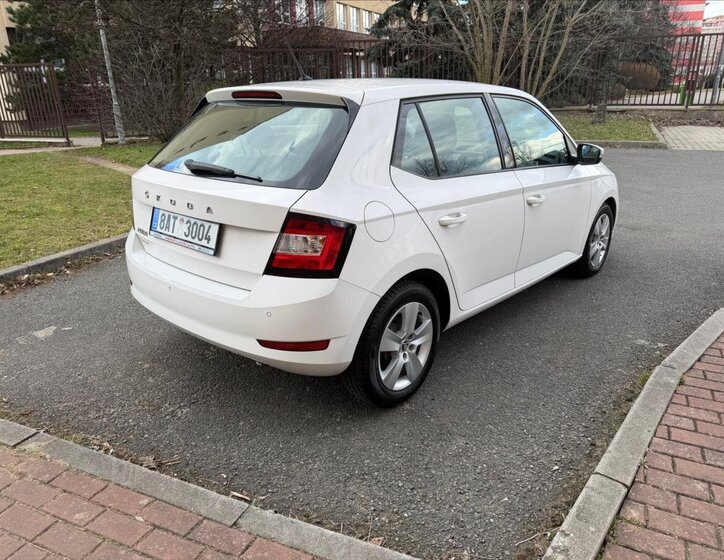 Škoda Fabia Hatchback 999,0 70 kw