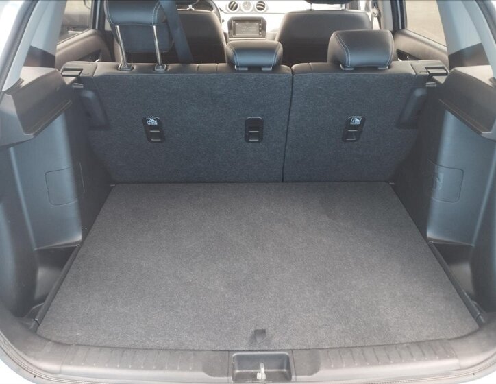 Suzuki Vitara SUV / Terénní 1,6 l 88 kw