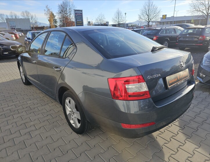 Škoda Octavia 8