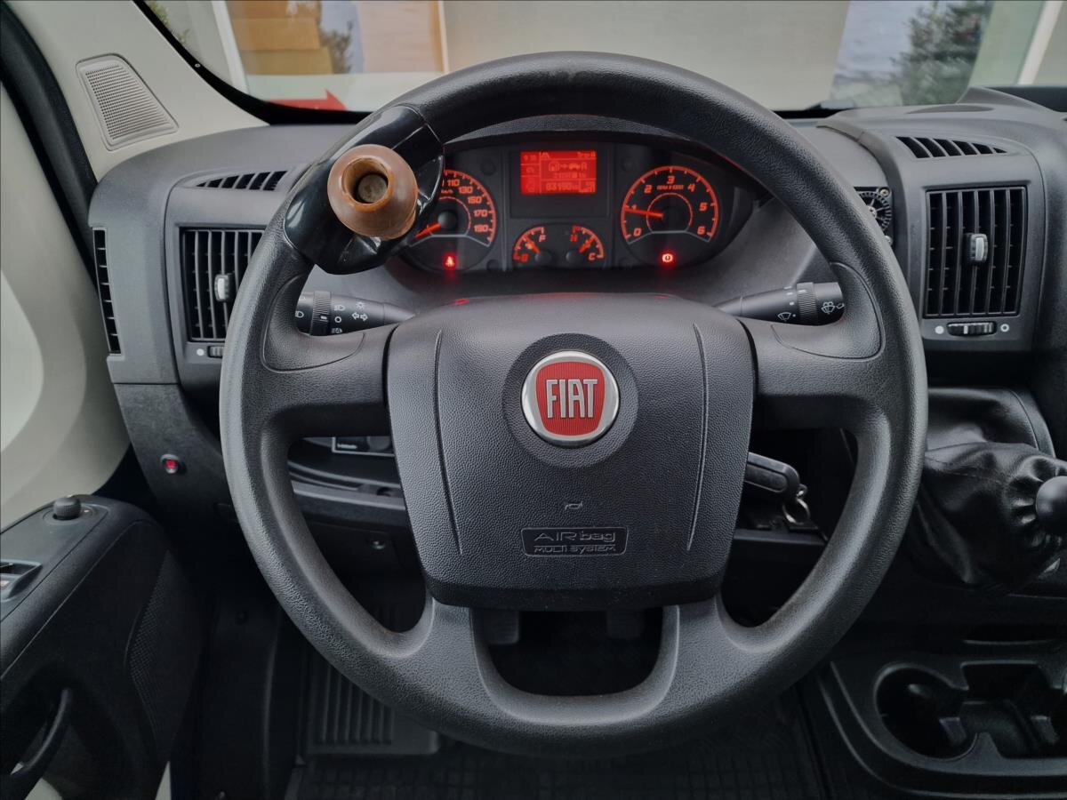 Fiat Ducato Skříň 3,0 l 100 kw