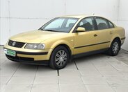 Volkswagen Passat Sedan / Limuzína 1,9 l 81 kw