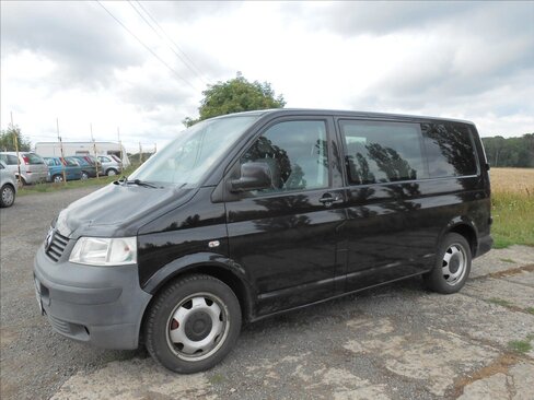 Volkswagen Transporter Kombi 2,5 l 128 kw