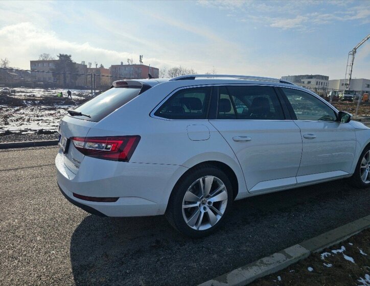 Škoda Superb Kombi 0,0 140 kw