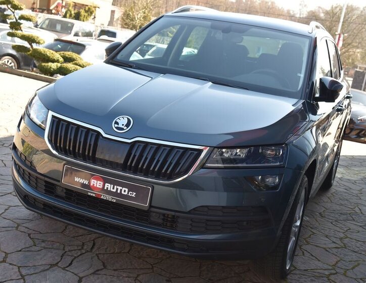 Škoda Karoq SUV / Terénní 1,5 l 110 kw
