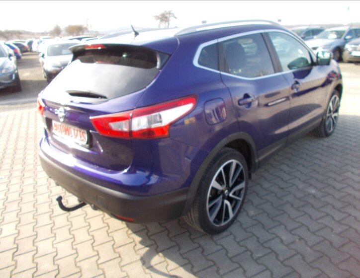 Nissan Qashqai SUV / Terénní 1,6 l 120 kw