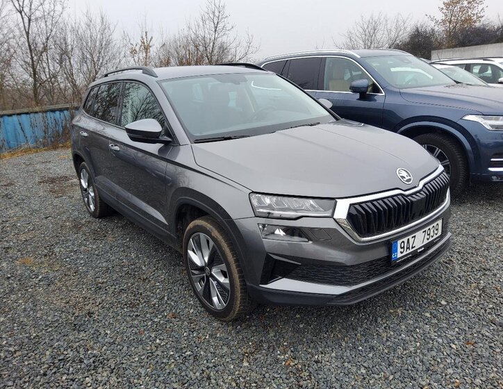 Škoda Karoq SUV 1,5 l 110 kw