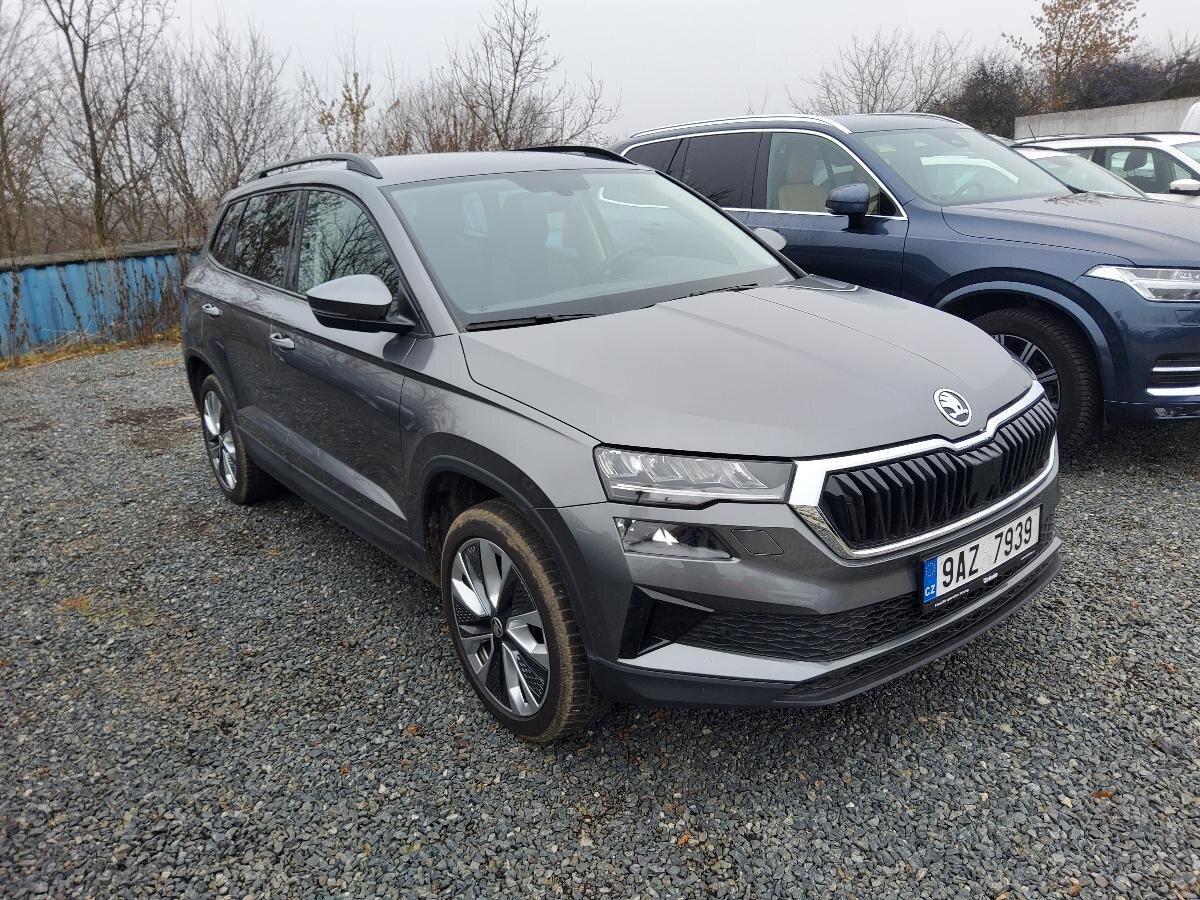 Škoda Karoq SUV 1,5 l 110 kw