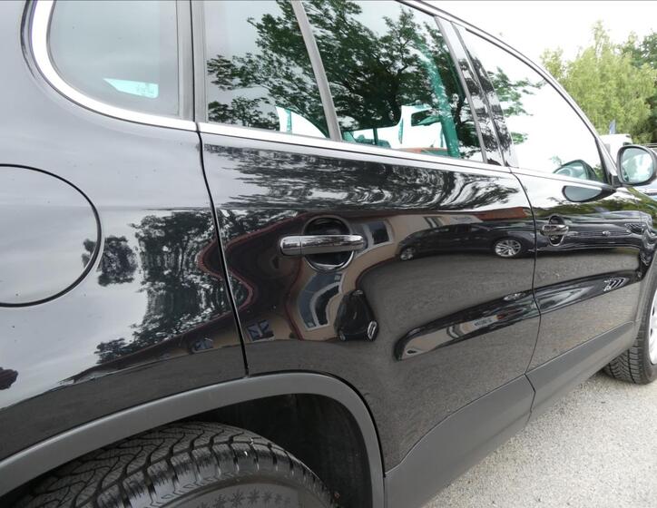 Volkswagen Tiguan 16