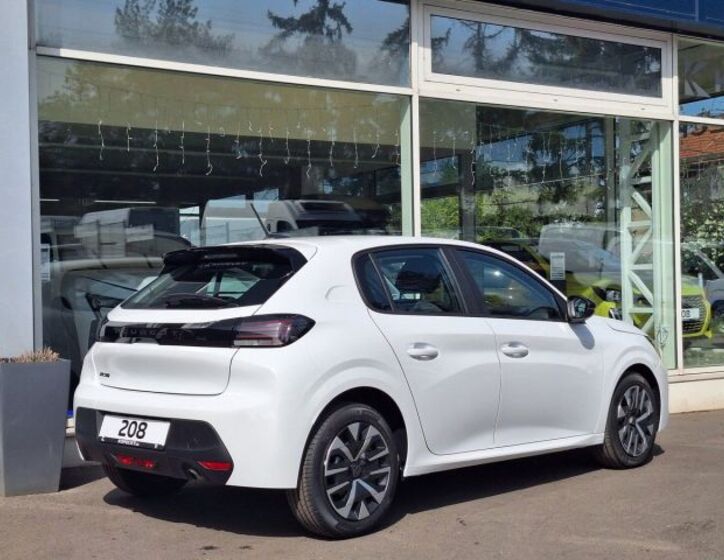 Peugeot 208 Hatchback 1,2 l 74 kw