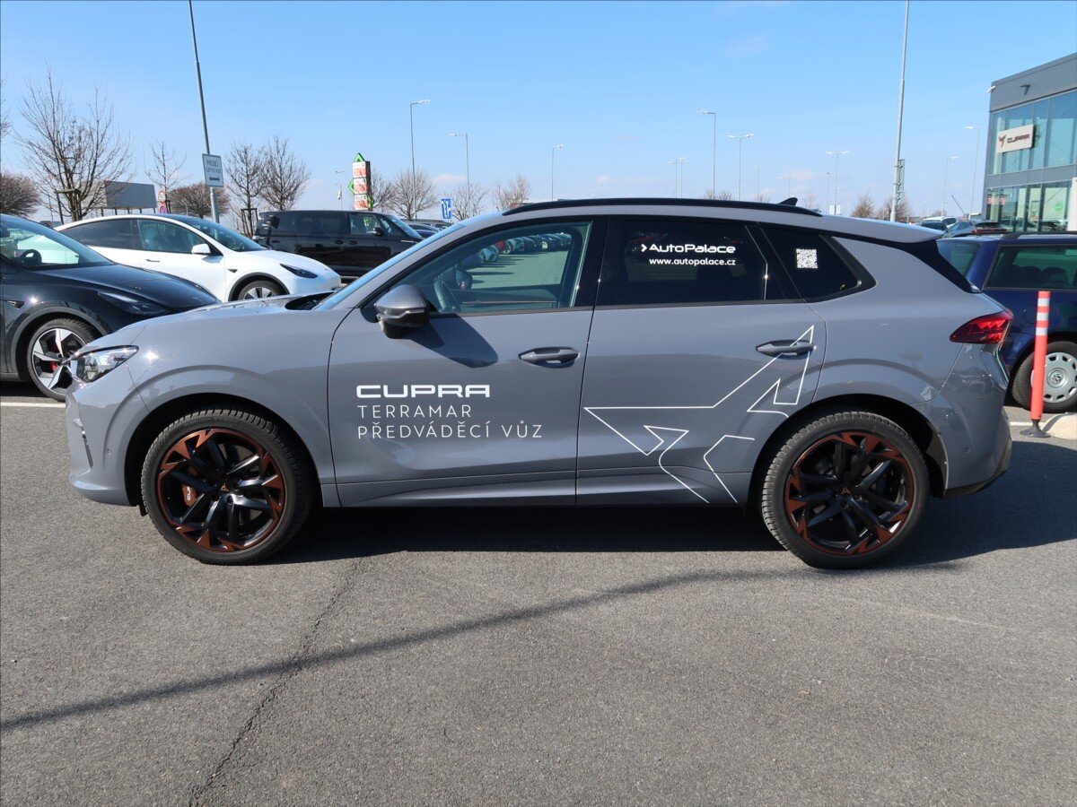 Cupra Terramar SUV / Terénní 2,0 l 195 kw
