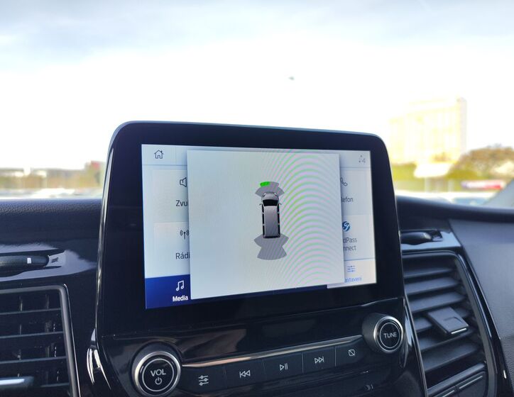 Ford Tourneo Custom 20