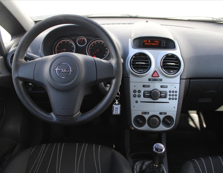 Opel Corsa Hatchback 1,2 l 63 kw