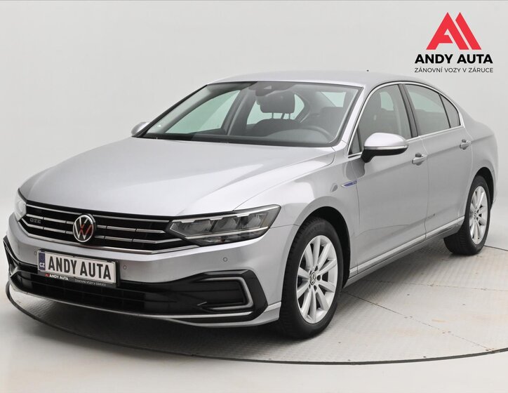 Volkswagen Passat Sedan 1,4 l 115 kw