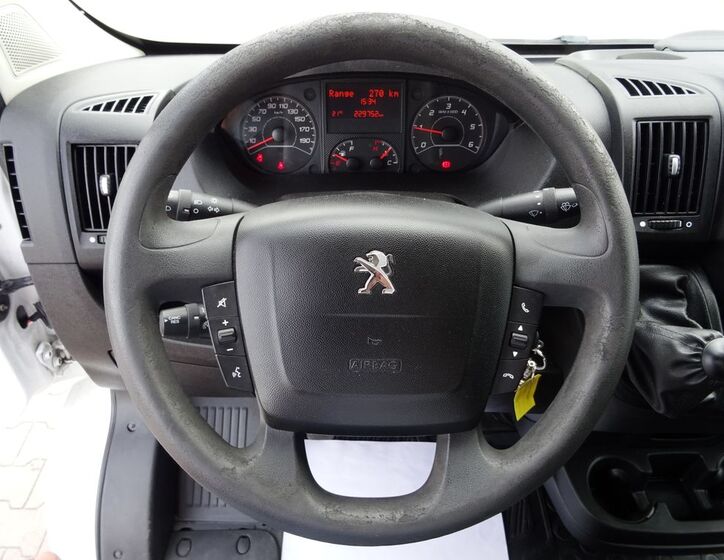 Peugeot Boxer 9