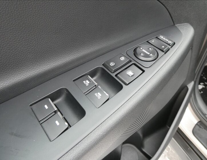 Hyundai Tucson SUV 1,6 l 85 kw