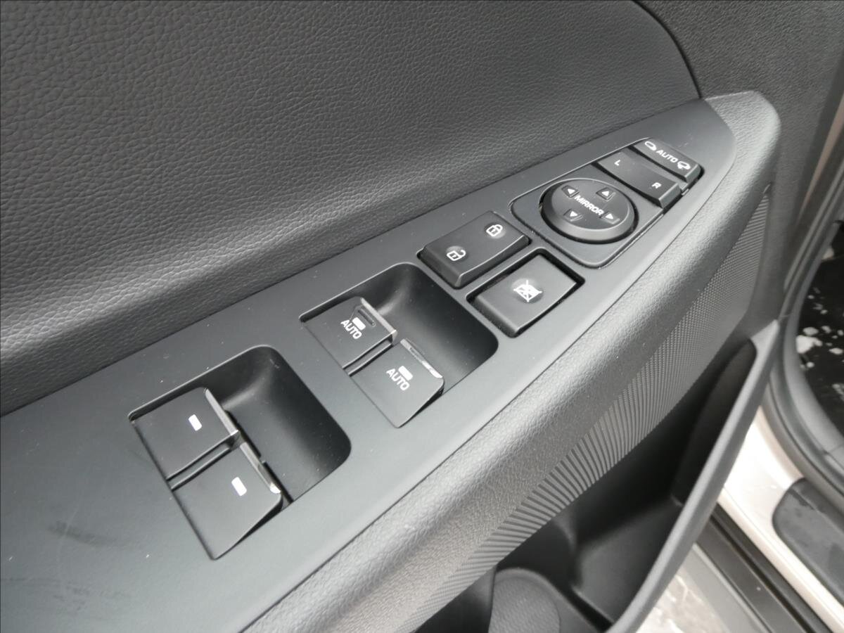 Hyundai Tucson SUV 1,6 l 85 kw