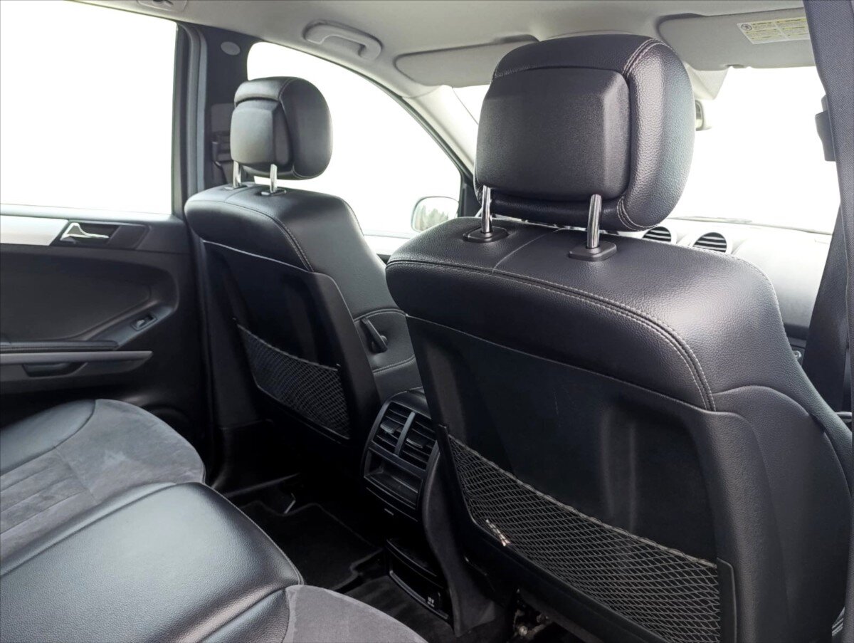 Mercedes-Benz Třídy M SUV / Terénní 3,0 l 165 kw