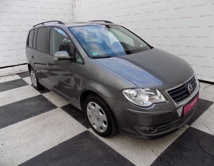 Volkswagen Touran Ostatní 2,0 l 103 kw