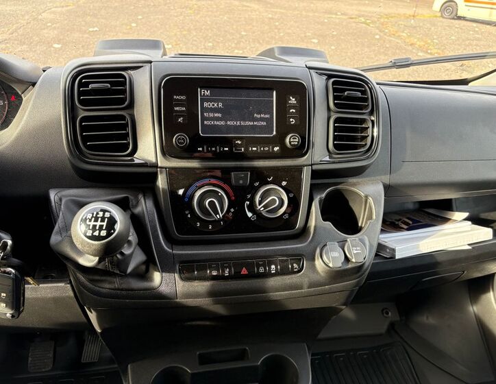 Toyota Proace Max 15