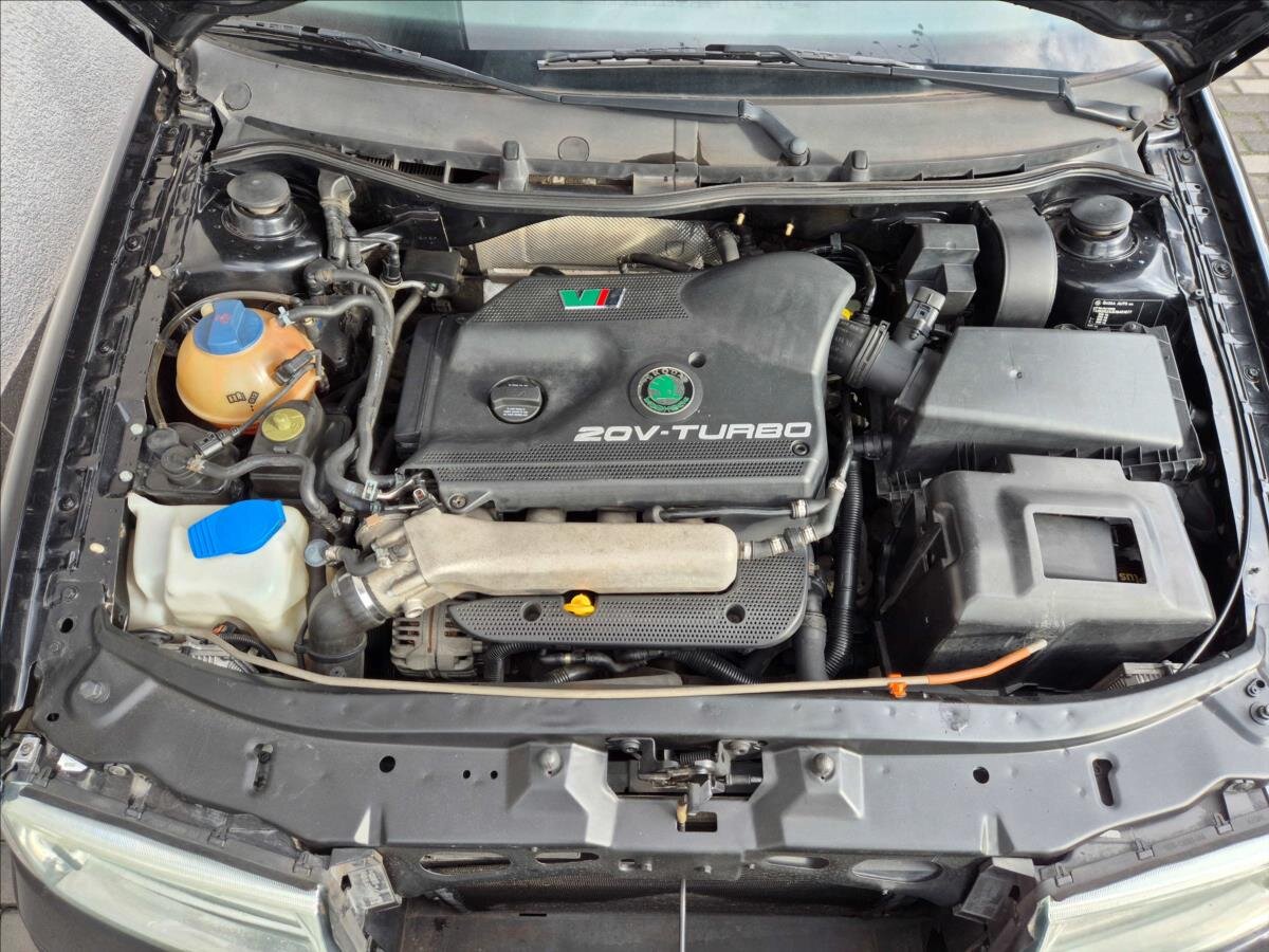 Škoda Octavia Sedan / Limuzína 1,8 l 132 kw