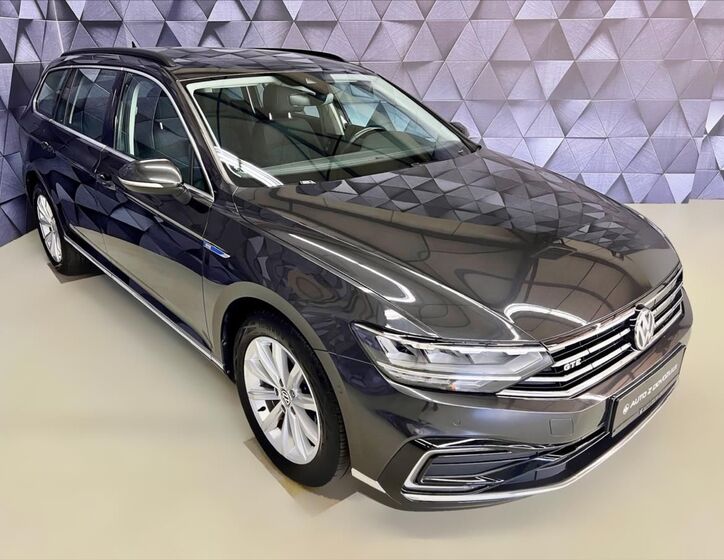 Volkswagen Passat 4