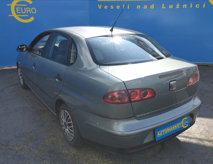 Seat Cordoba Sedan / Limuzína 1,4 l 55 kw