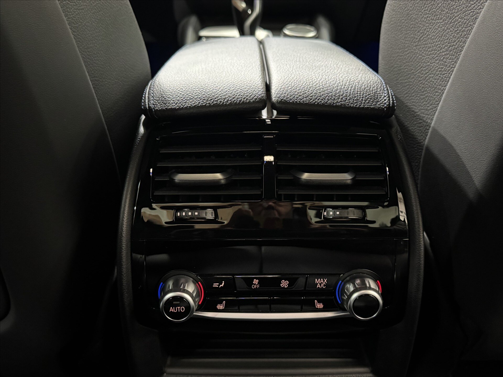 BMW Řada 5 Sedan / Limuzína 4,4 l 390 kw