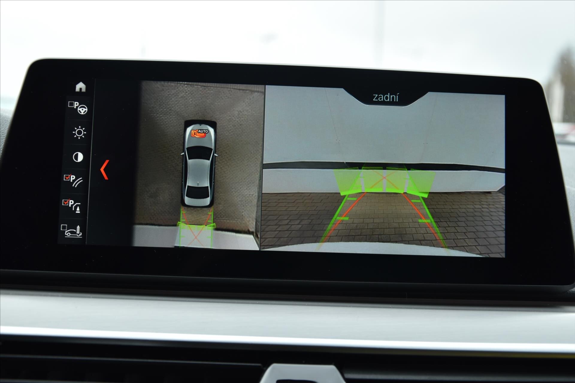 BMW Řada 5 Sedan / Limuzína 3,0 l 250 kw