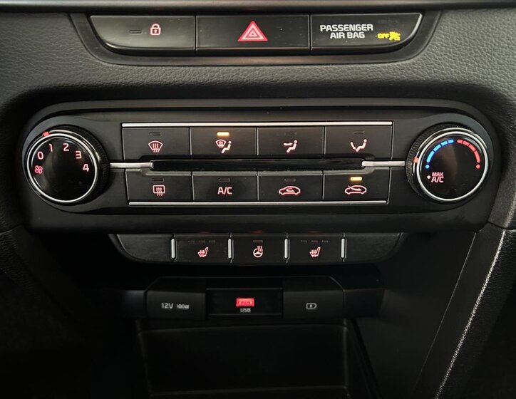 KIA Ceed Kombi 1,5 l 118 kw