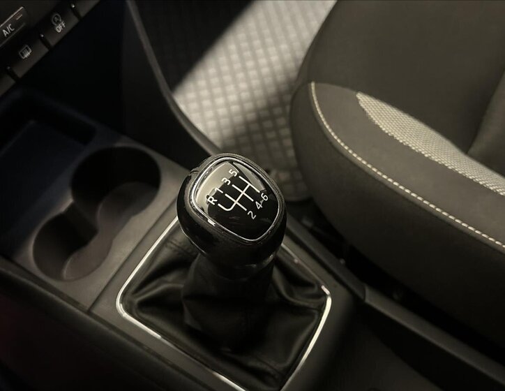 Škoda Rapid Hatchback 999,0 81 kw